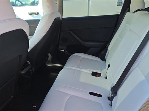 Used 2023 Tesla Model Y Long Range image 13