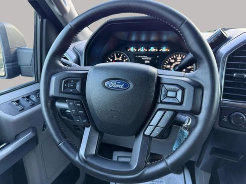 Used 2020 Ford F150 XLT w/ Equipment Group 302A Luxury AWD/4WD image 31