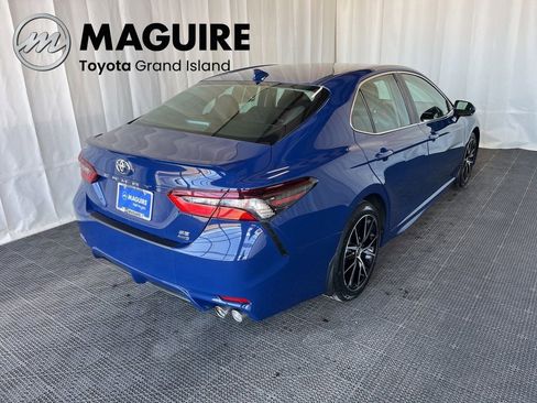 Used 2023 Toyota Camry SE w/ Cold Weather Package AWD/4WD image 32