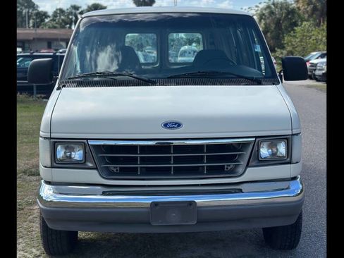 Used 1995 Ford E-250 and Econoline 250 image 9