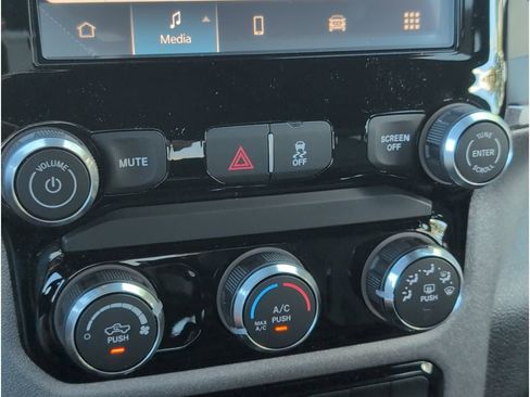 New 2026 RAM 2500 Tradesman w/ Chrome Appearance Group image 18