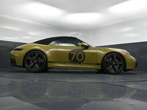 Certified 2026 Porsche 911 GTS RWD image 34