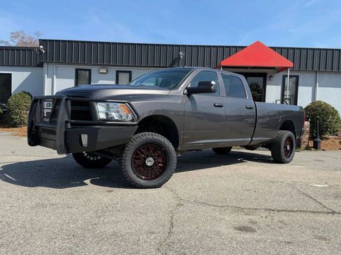 Used 2017 RAM 2500 Tradesman w/ Popular Equipment Group AWD/4WD image 3