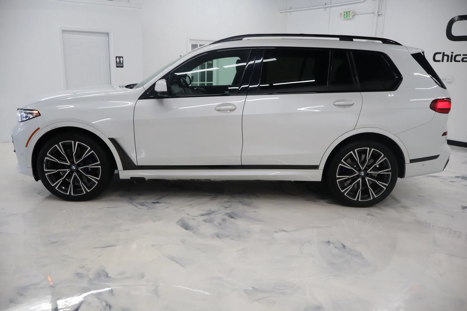 Used 2020 BMW X7 M50i AWD/4WD image 5