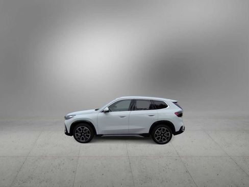 New 2026 BMW X1 xDrive28i w/ Technology Package AWD/4WD image 5