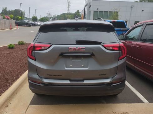 Used 2021 GMC Terrain SLE w/ Driver Convenience Package AWD/4WD image 11
