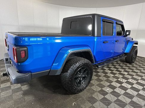 Used 2021 Jeep Gladiator Sport AWD/4WD image 3