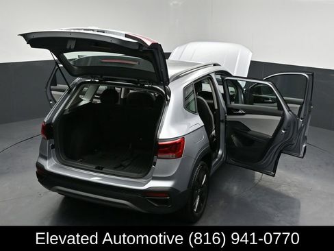 Used 2024 Volkswagen Taos S w/ MDO Package image 32