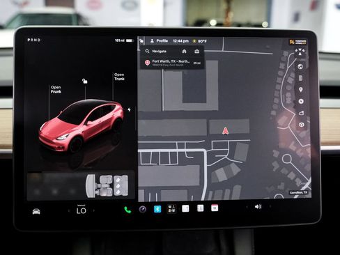 Used 2023 Tesla Model Y Performance AWD/4WD image 17