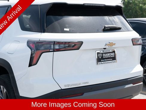 Used 2025 Chevrolet Equinox LT AWD/4WD image 9