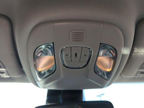 Certified 2022 Jeep Compass Latitude image 20