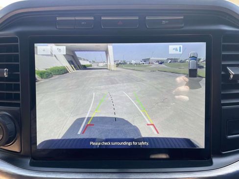 Certified 2022 Ford F150 Lariat w/ Trailer Tow Package AWD/4WD image 20