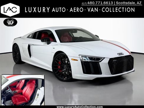 Used 2018 Audi R8 V10 w/ Premium Package image 1