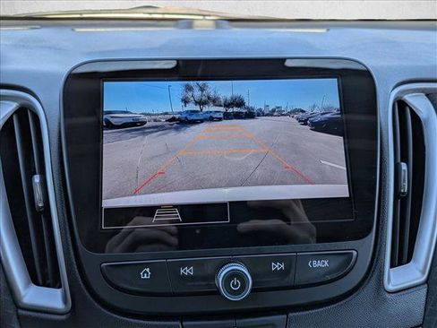 Used 2024 Chevrolet Malibu LT FWD image 13
