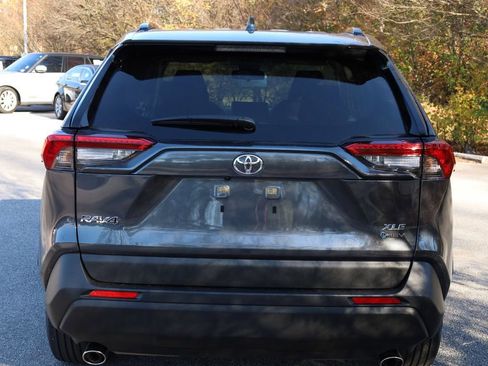 New 2025 Toyota RAV4 XLE image 19