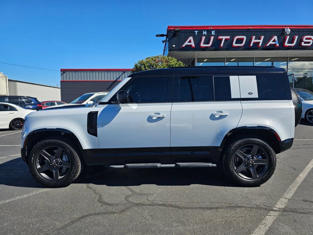 Used 2023 Land Rover Defender 110 X-Dynamic SE AWD/4WD image 2