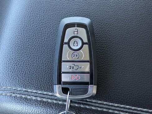 Used 2022 Ford F150 XLT w/ Equipment Group 302A High image 29