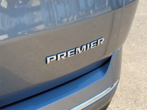 Used 2020 Chevrolet Traverse Premier image 8