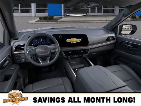 New 2026 Chevrolet Suburban LT image 15