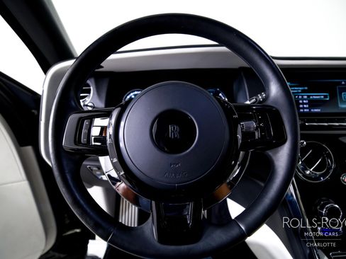 Used 2022 Rolls-Royce Cullinan image 14