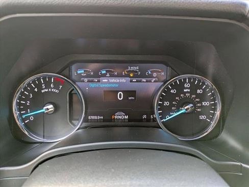 Used 2021 Ford Expedition Limited image 11