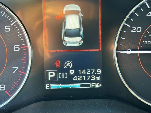 Used 2023 Subaru Crosstrek 2.5i Limited image 40