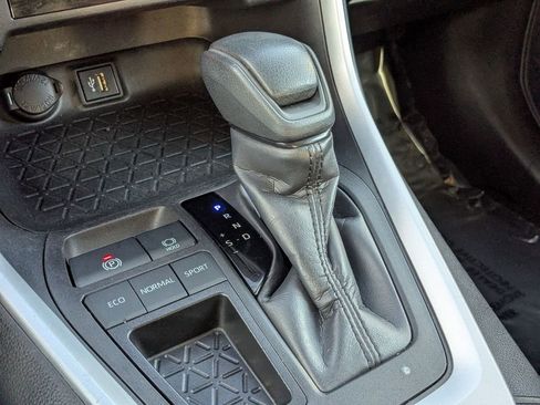 Used 2024 Toyota RAV4 XLE image 22