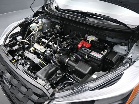 Used 2023 Nissan Kicks SR FWD image 47