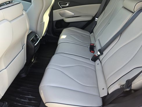 Certified 2025 Acura RDX SH-AWD w/ Advance Package image 39