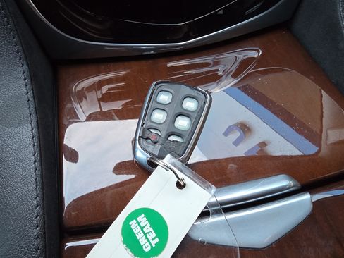 Used 2018 Cadillac Escalade Luxury image 40