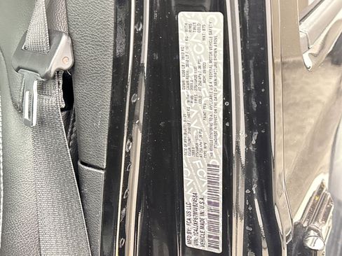 Used 2021 Jeep Wrangler Unlimited Sahara image 24