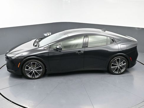 Used 2024 Toyota Prius XLE image 44