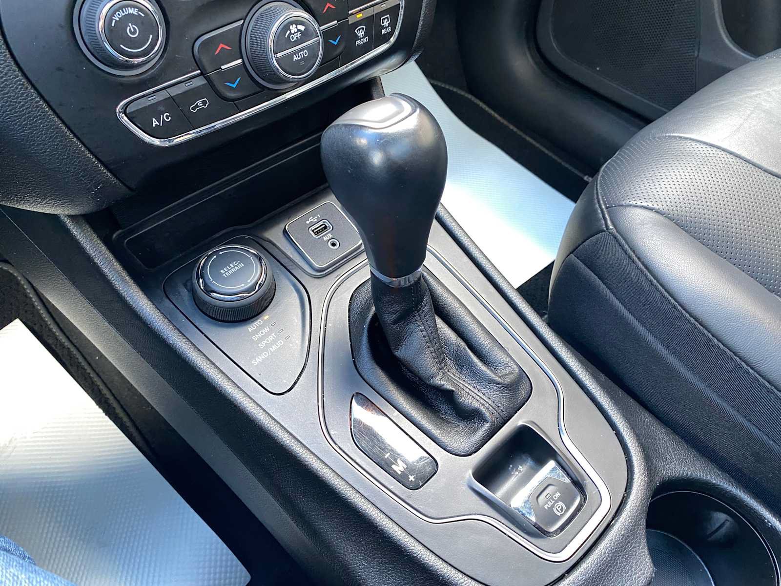 Used 2021 Jeep Cherokee Latitude Lux 80th Anniv w/ Quick Order Package 26U 80TH AWD/4WD image 22