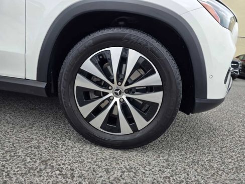 Used 2024 Mercedes-Benz GLE 350 4MATIC image 9