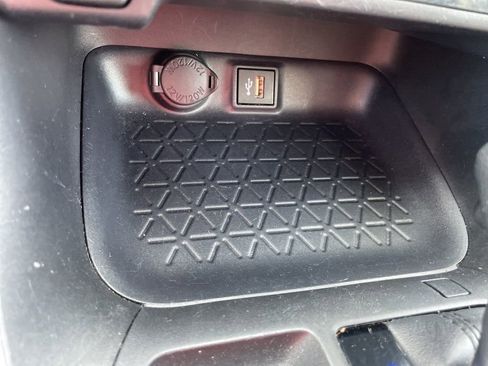 Used 2025 Toyota RAV4 LE FWD image 19