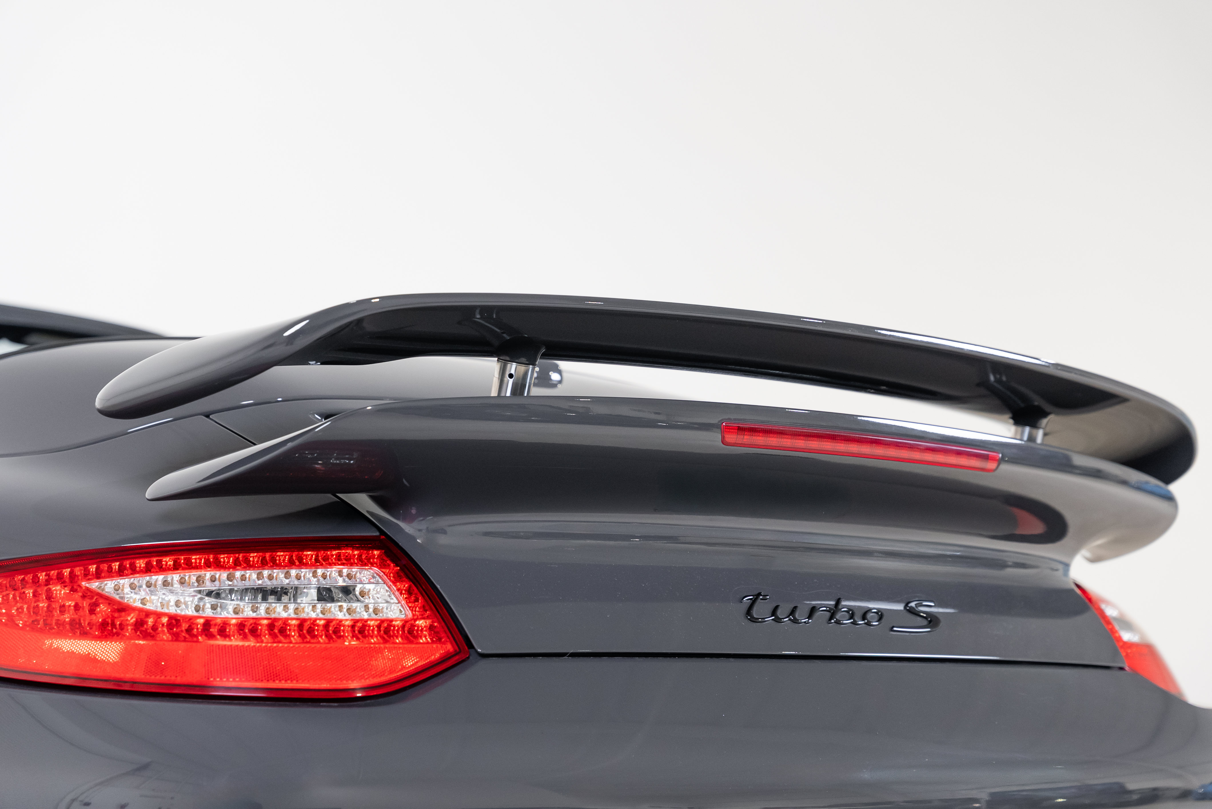 Used 2012 Porsche 911 Edition 918 Spyder AWD/4WD image 38