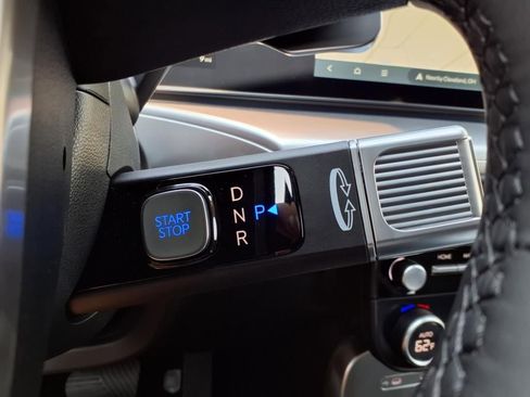 New 2026 Hyundai Ioniq 9 SEL AWD/4WD image 24