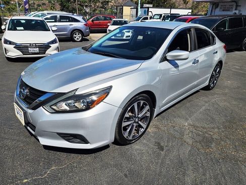 Used 2017 Nissan Altima 2.5 SR image 6