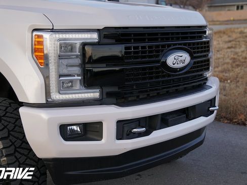 Used 2017 Ford F350 Platinum w/ Platinum Ultimate Package image 3