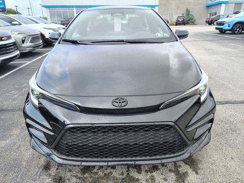 Used 2023 Toyota Corolla SE w/ SE Premium Package FWD image 2