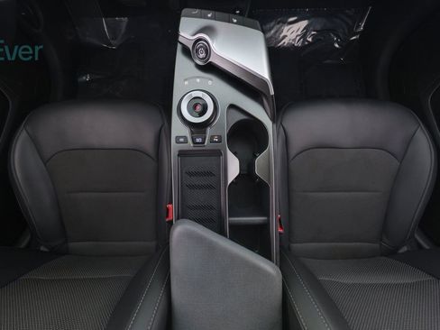 Used 2024 Kia EV6 Light image 24