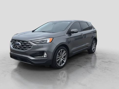 Used 2024 Ford Edge Titanium w/ Equipment Group 301A AWD/4WD image 4