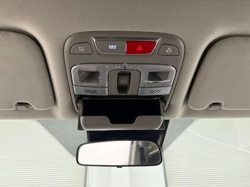 Used 2025 Kia Telluride S FWD image 77