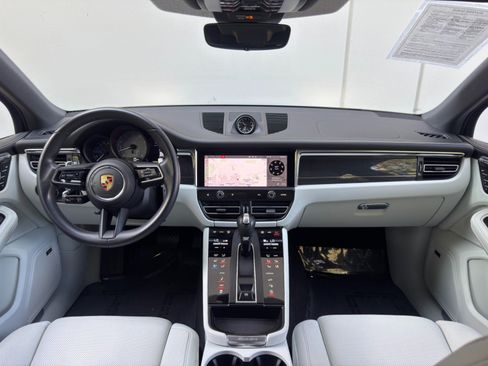 Used 2023 Porsche Macan S AWD/4WD image 13