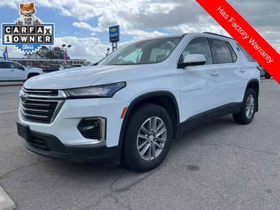 Used 2023 Chevrolet Traverse LT