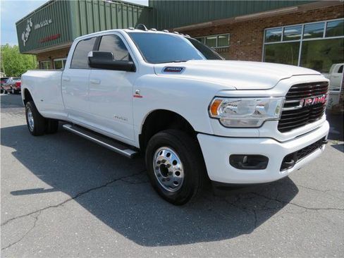 Used 2021 RAM 3500 Big Horn w/ Level 1 Equipment Group AWD/4WD image 14