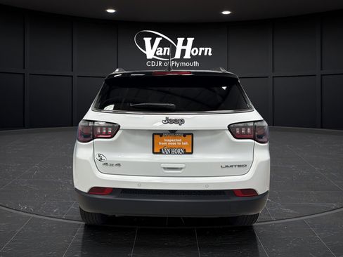 Used 2025 Jeep Compass Limited AWD/4WD image 6