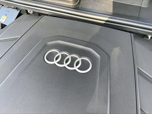 Used 2023 Audi Q7 3.0T Prestige image 33
