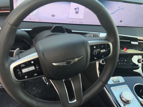 Used 2026 Genesis GV70 2.5T image 12