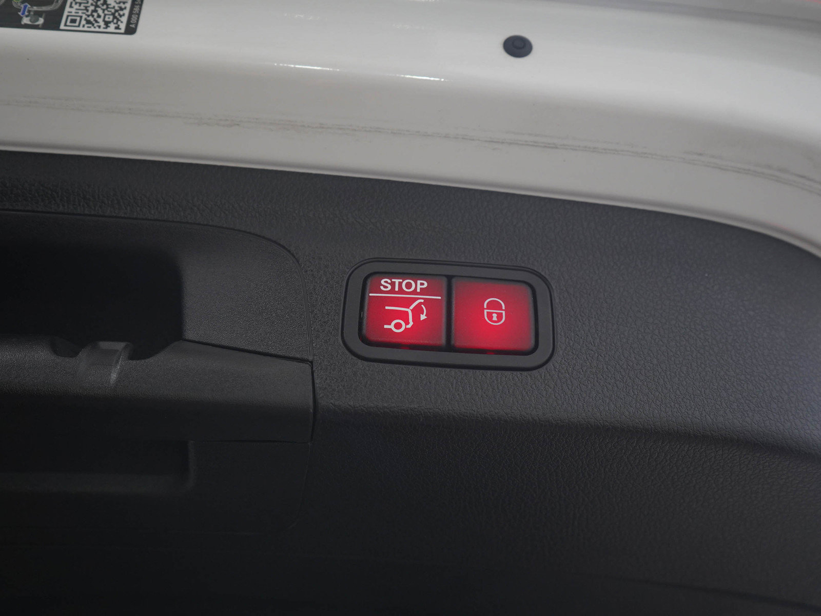 Used 2024 Mercedes-Benz GLE 350 4MATIC image 11